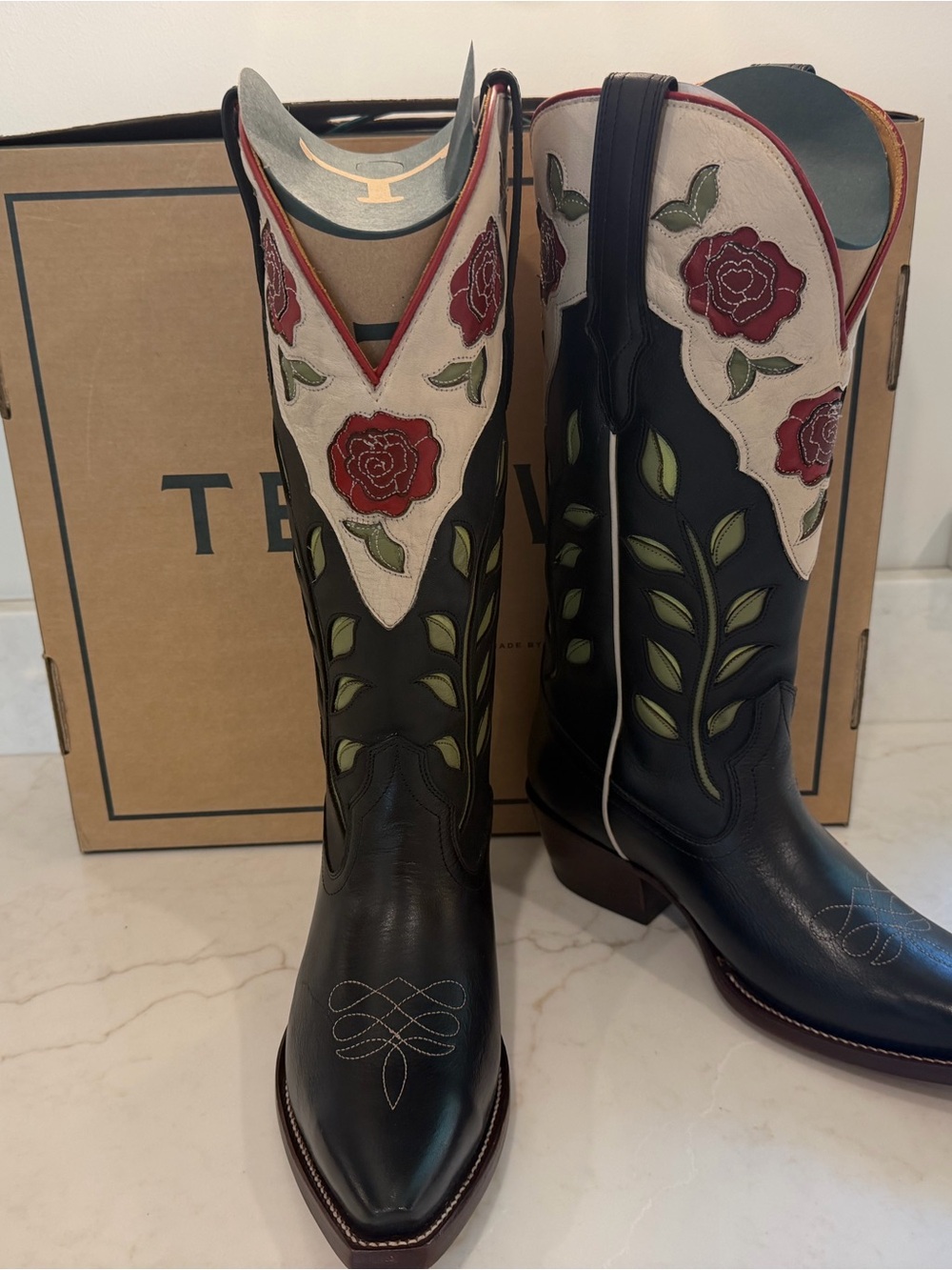 NEW!!! Tecovas ‘Annie’ Roses Cowboy Western Boot Limited Edition size 8-8.5 - Picture 9 of 12